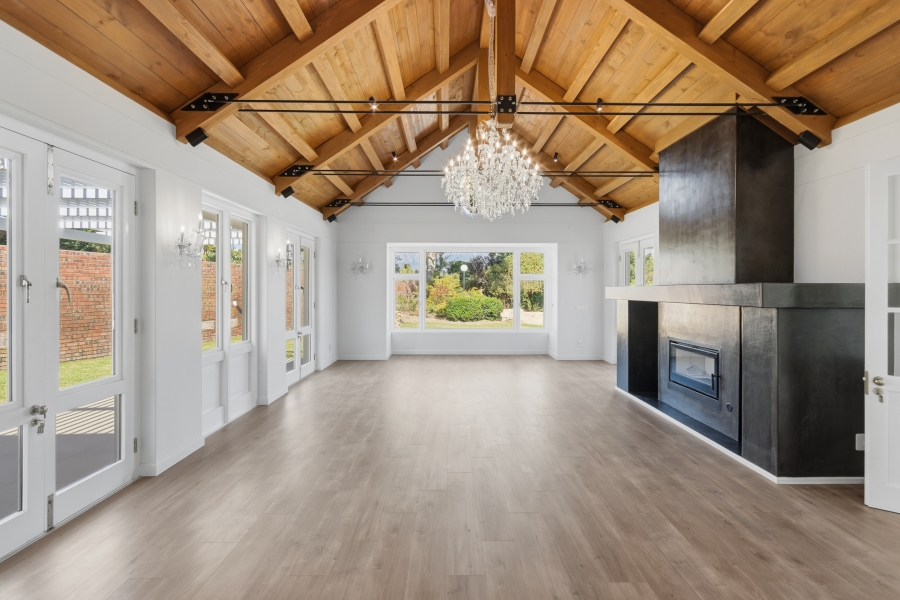 4 Bedroom Property for Sale in Golden Hill Western Cape